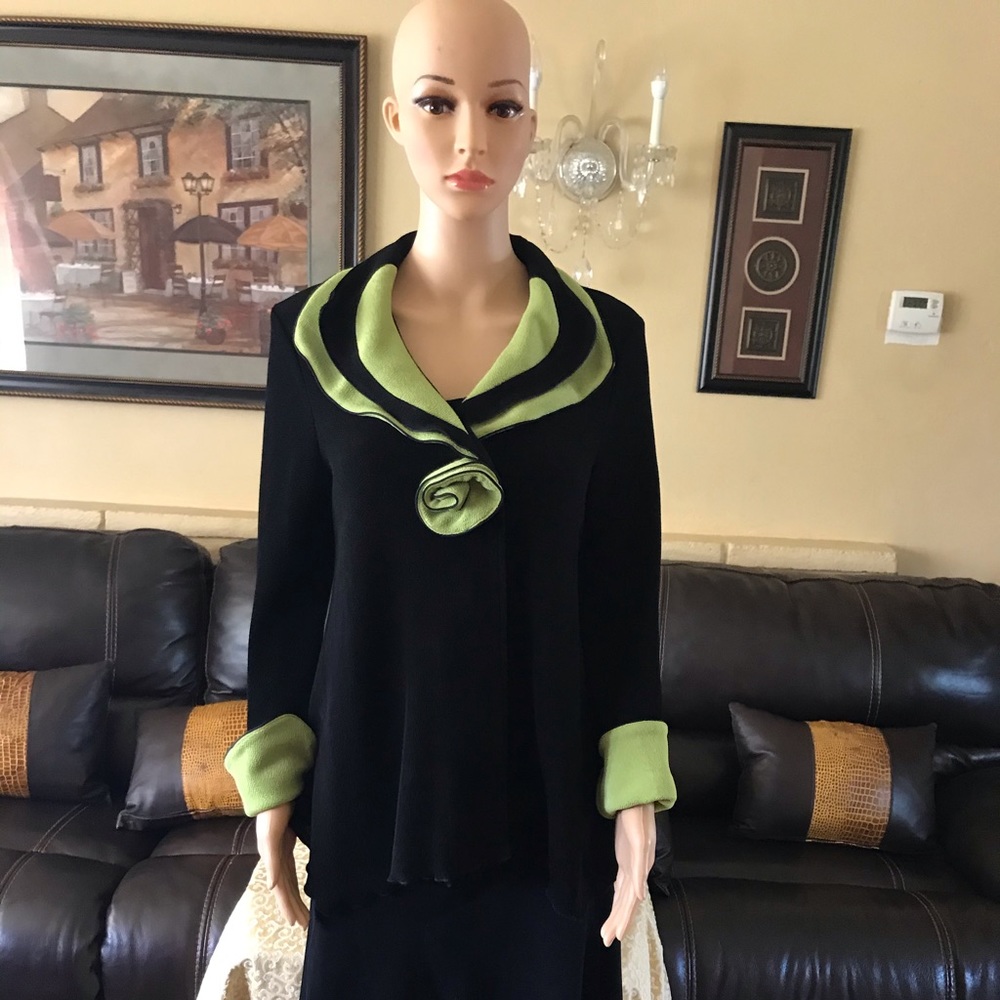Song & Sung by design Today’s jacket double collar
